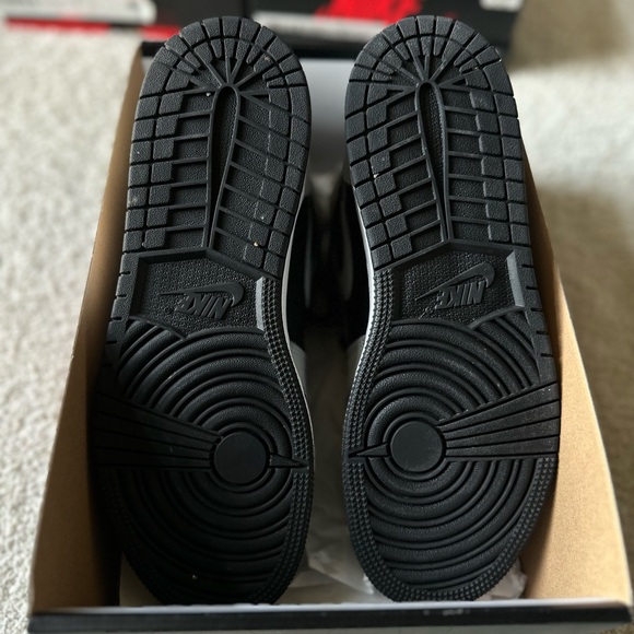 COPY - Air Jordan 1 Retro High “Shadow 2.0” GS - Picture 5 of 6